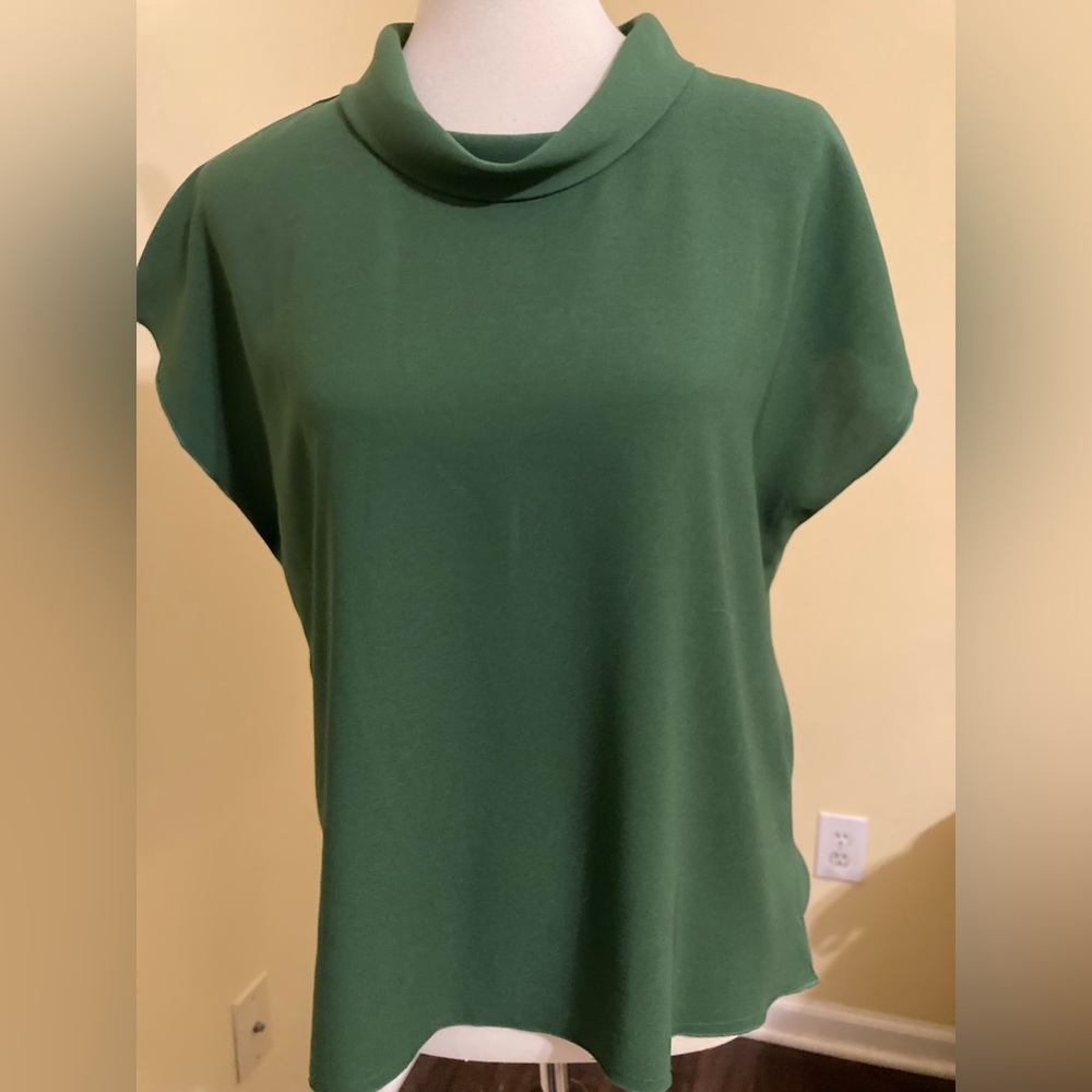 Dark Green Short Sleeve Blouse by Ann Taylor, Size Small